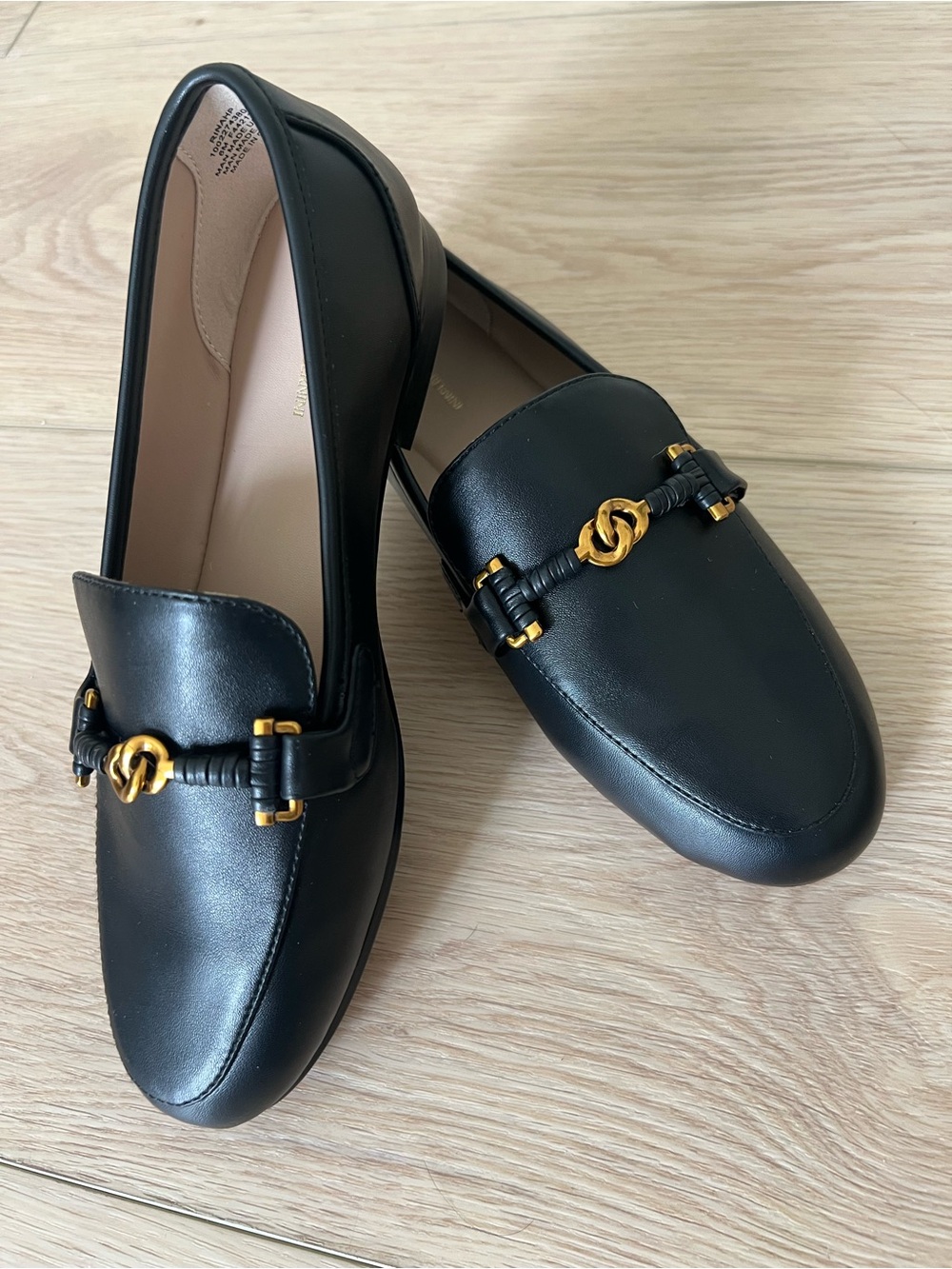 Giani Bernini Black Loafers with Gold Chain Detail